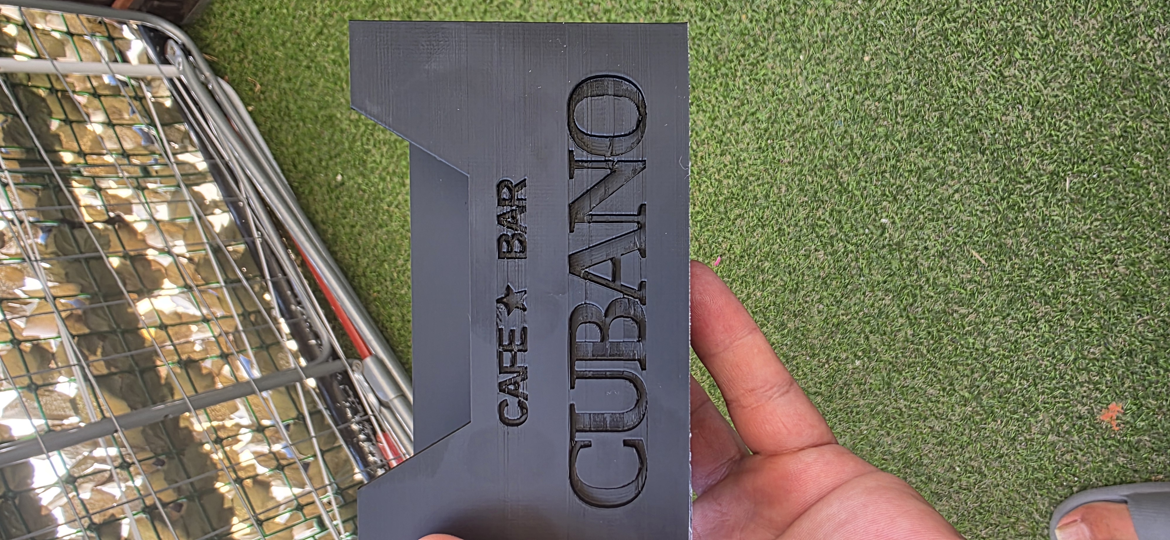 Vernoni držač za salvete i šećer, izrađen za Cubano Café Bar